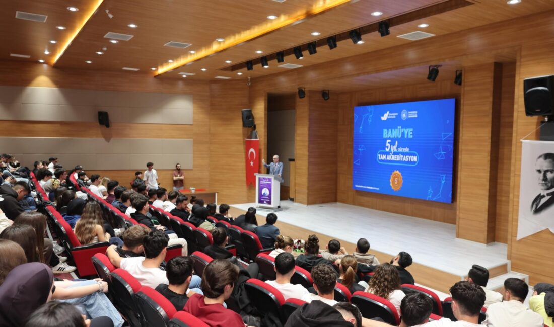 Bandırma Onyedi Eylül Üniversitesi’nde düzenlenen “Rektör-Öğrenci Buluşmaları” kapsamında Rektör Prof.