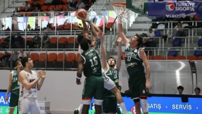 Bandırma Bordo Basketbol, Harem Spor'u 84-77 mağlup ederek önemli bir