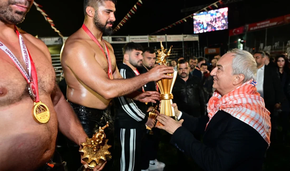 Balıkesir Büyükşehir Belediyesporlu pehlivan Enes Doğan, 10. Kepez Belediyesi Yağlı