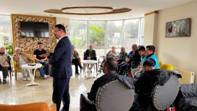 Bandırma İlçe Müftülüğü Kuşcenneti KYK Yurdu öğrencileri, Manevi Danışman Selahattin