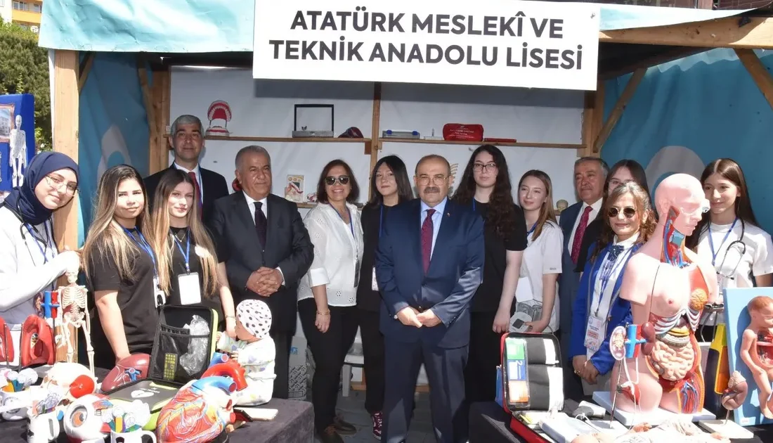 Balıkesir'de mesleki eğitim tanıtım günleri başladı! Kariyerinize yön verin, farklı