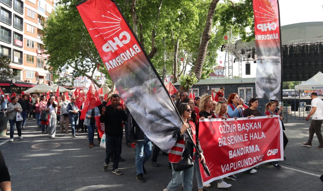 CHP Bandırma'dan tepki yürüyüşü! Mutlak butlan kararına karşı yapılan basın