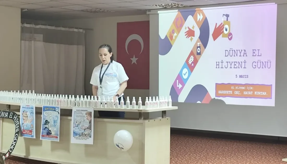 5 Mayıs Dünya El Hijyeni Günü'nde hastanemizde bilgi yarışması düzenledik.