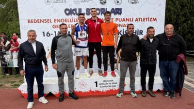 Yağız Celal Delice, Atletizm Türkiye Şampiyonası'nda 200 metrede Türkiye birincisi!
