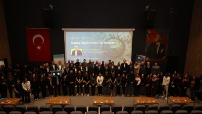 BANÜ'de Kamu Diplomasisi konferansı sonrası Dr. Canbey ve üniversite yönetimi