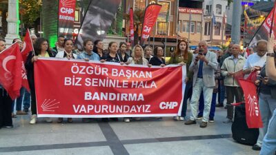 Bandırma'da CHP'liler toplandı! Karara tepkilerini gösterdiler. Haberimizi okuyarak gelişmelerden haberdar