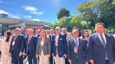 Bandırma'dan binlerce kişi CHP mitingine katıldı! Belediye Başkanı Mirza, Balıkesir'deki