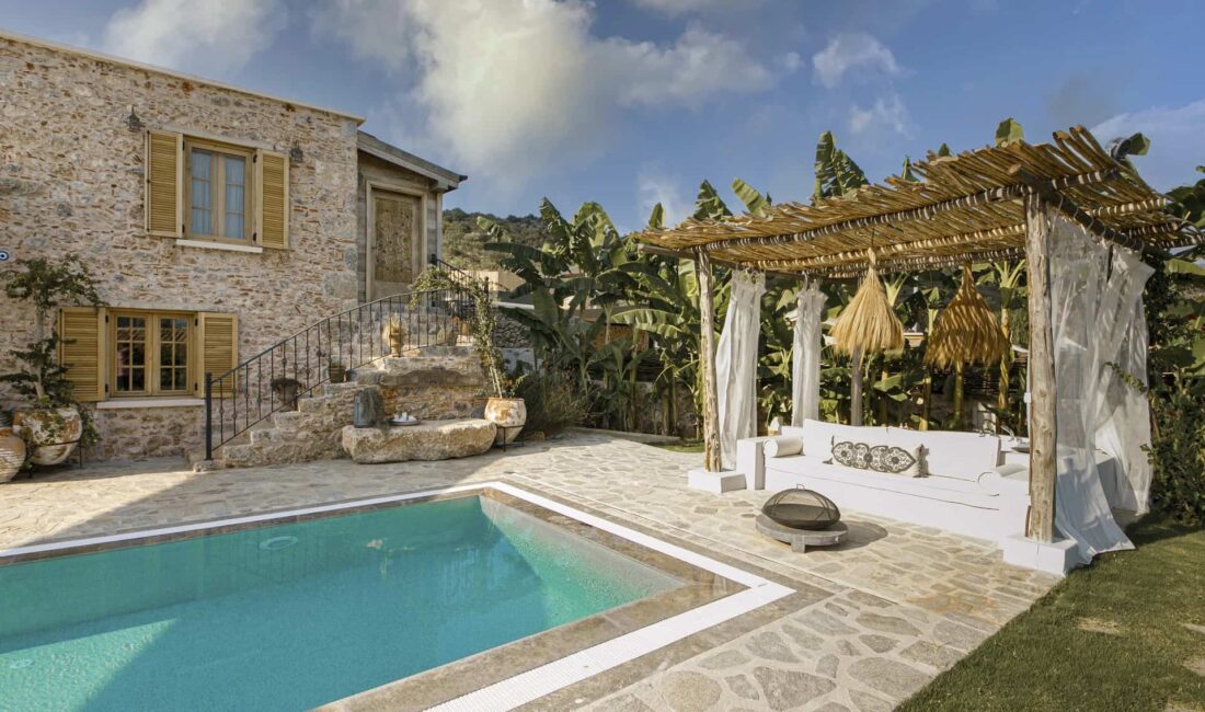 Türkiye’nin en gözde tatil destinasyonlarından biri olan Fethiye, doğal güzellikleri,