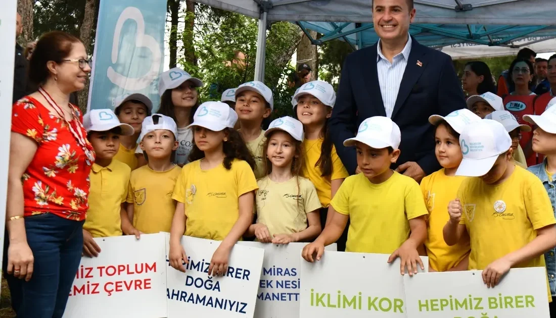 Balıkesir, geleceğimiz için fidan dikiyor! Dünya Çevre Günü etkinliğimize katıl,