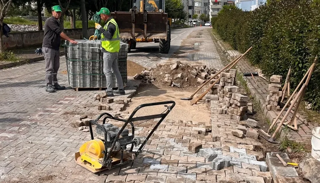 Gönen Belediyesi, ilçede yaşam kalitesini artırmak için çalışıyor. Yol, park