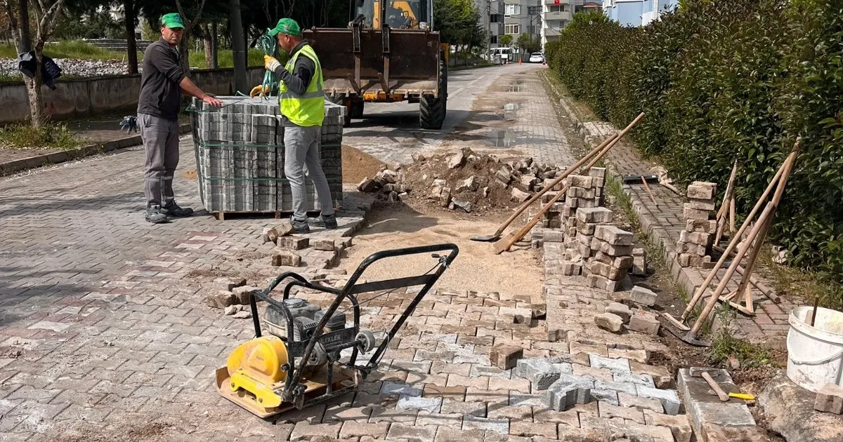 Gönen Belediyesi, ilçede yaşam kalitesini artırmak için çalışıyor. Yol, park