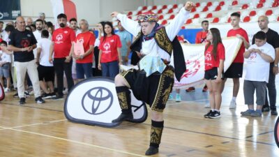 Edremit Özel Olimpiyatlar'da Bandırmalı sporcular parladı, Mehmet Talat Uçar'ın halk