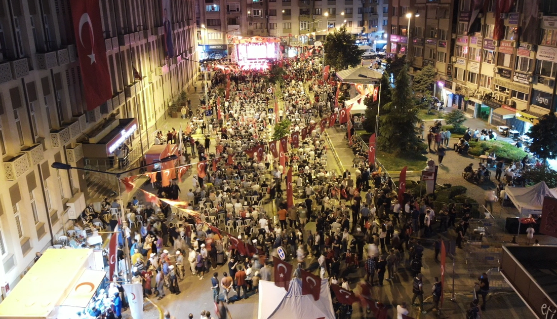 15 Temmuz Demokrasi ve Milli Birlik Günü Balıkesir'de coşkuyla kutlandı.