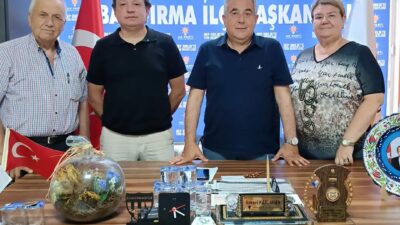AK Parti Bandırma Başkanı Göksel Karlahan, Kuşcenneti Muhtarı ile buluştu.