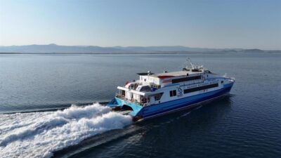 Başkan Akın'ın müjdesiyle başlayan Akçay-Midilli deniz otobüsü seferleri yoğun ilgi