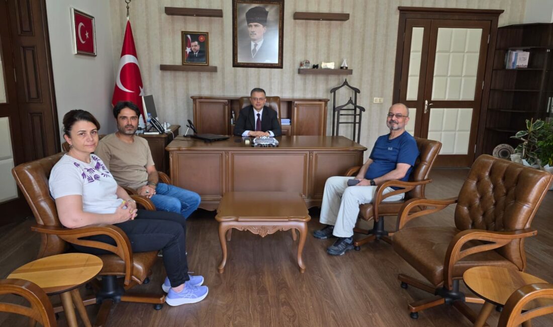Bandırma Kaymakamı Recep Öztürk, Daskyleion Antik Kenti kazı heyetini ağırladı.