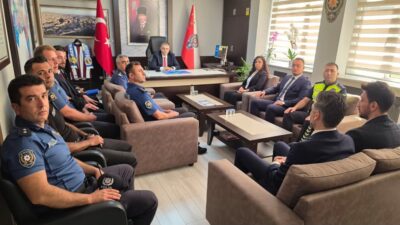 Bandırma Kaymakamı Recep Öztürk, İlçe Emniyet Müdürlüğünü ziyaret ederek güvenlik