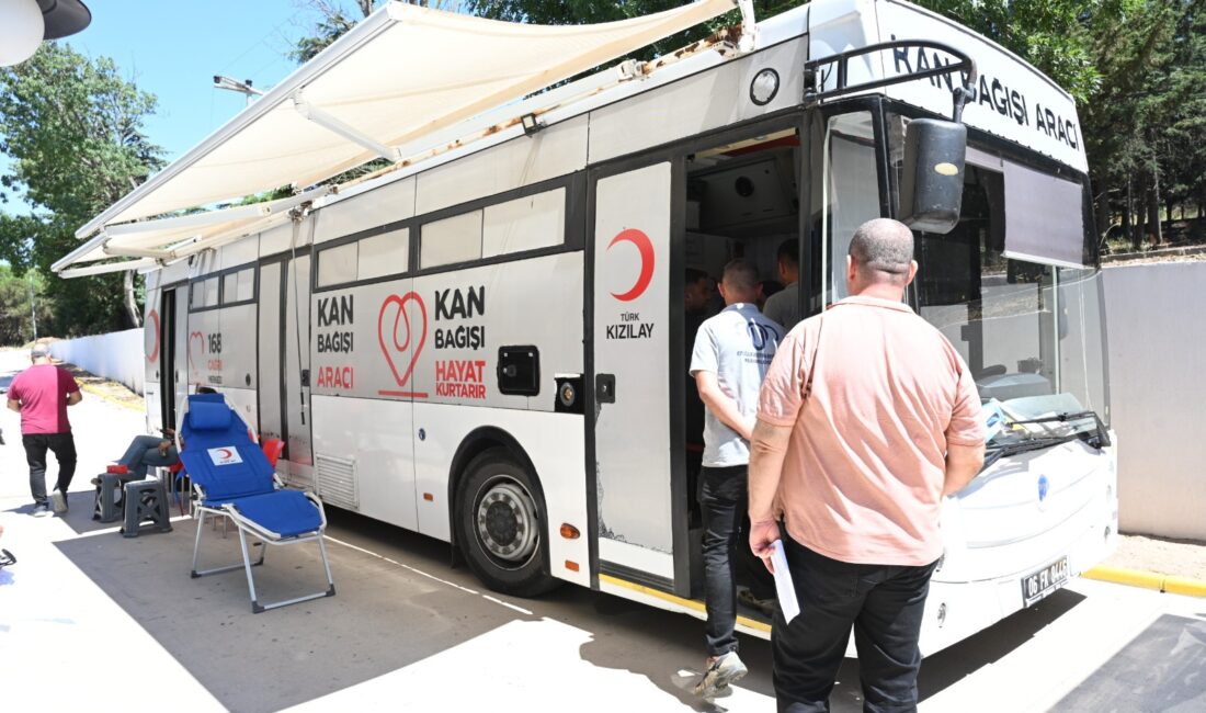 Bandırma Koyunculuk Araştırma Enstitüsü, Türk Kızılayı kan bağışı etkinliğinde personele