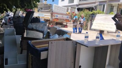 Bandırma Belediyesi, Çınarlı ve Paşamescit'te ortak alan temizliğiyle kent estetiğini