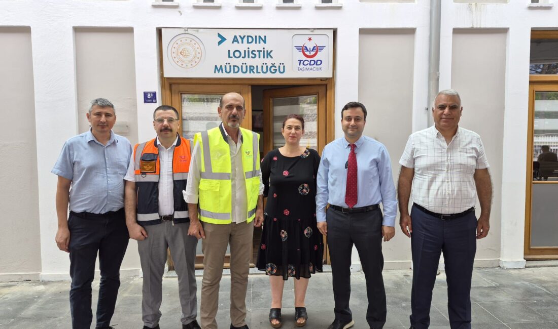 TCDD Taşımacılık İzmir Bölge Müdürlüğü, turne kapsamında Bandırma ve Denizli'deki