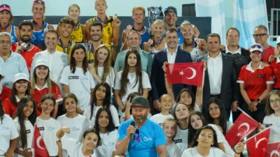 Ayvalık Sarımsaklı'da gerçekleşen Volleyball World Beach Pro Tour'u keşfedin! Dünya
