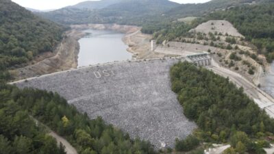Balıkesir'in kritik barajlarında su seviyeleri düşüşte. İkizcetepeler ve Gönen-Yenice barajlarındaki