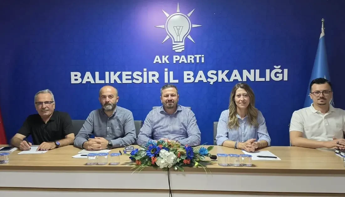 AK Parti Balıkesir Yürütme Kurulu'nda görev değişimi yaşandı. Yeni atamalarla