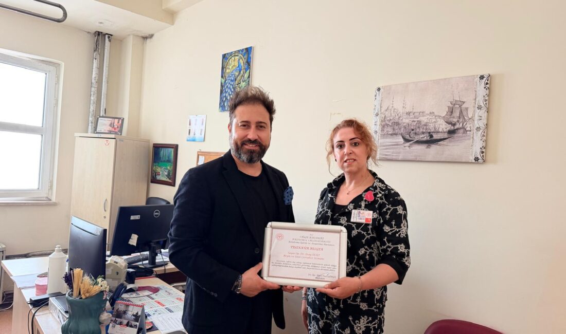 Bandırma Eğitim ve Araştırma Hastanesi'nde özverili hizmet veren sağlık çalışanları