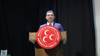 MHP Bandırma 15. Kongresi'nde liderlik değişimi. Bekir Bozkurt'un yerine Harun