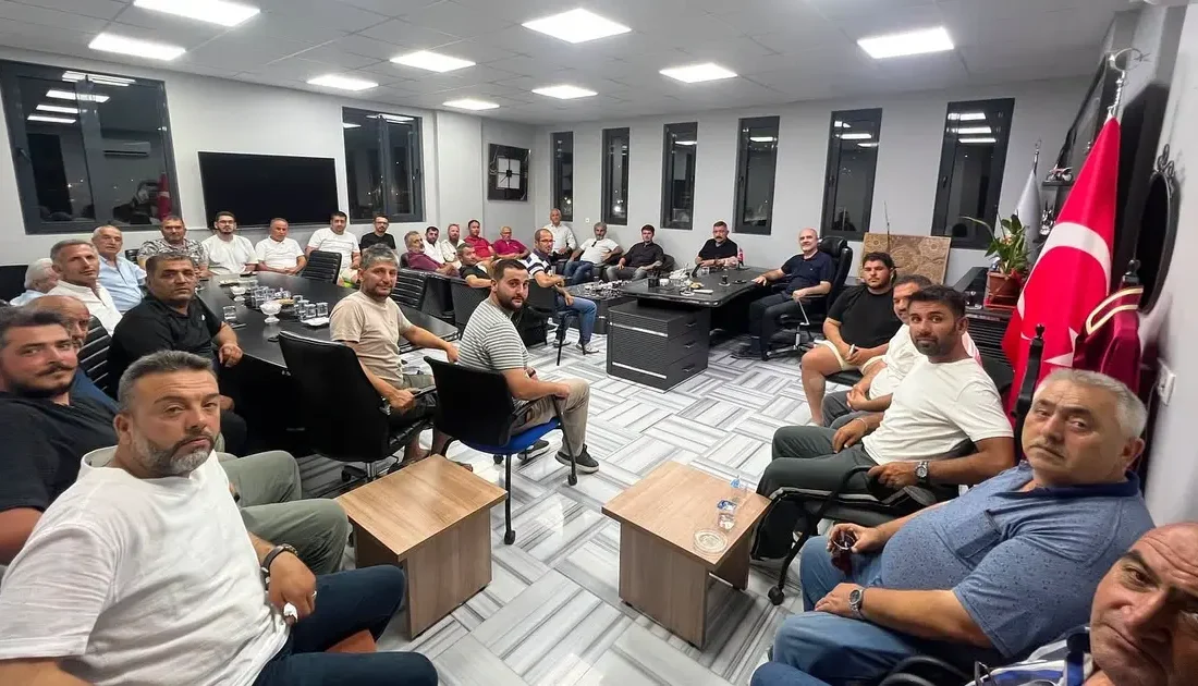 Marmara'da mermer ve madencilik sektörünün ekonomi ve adanın geleceğine katkıları
