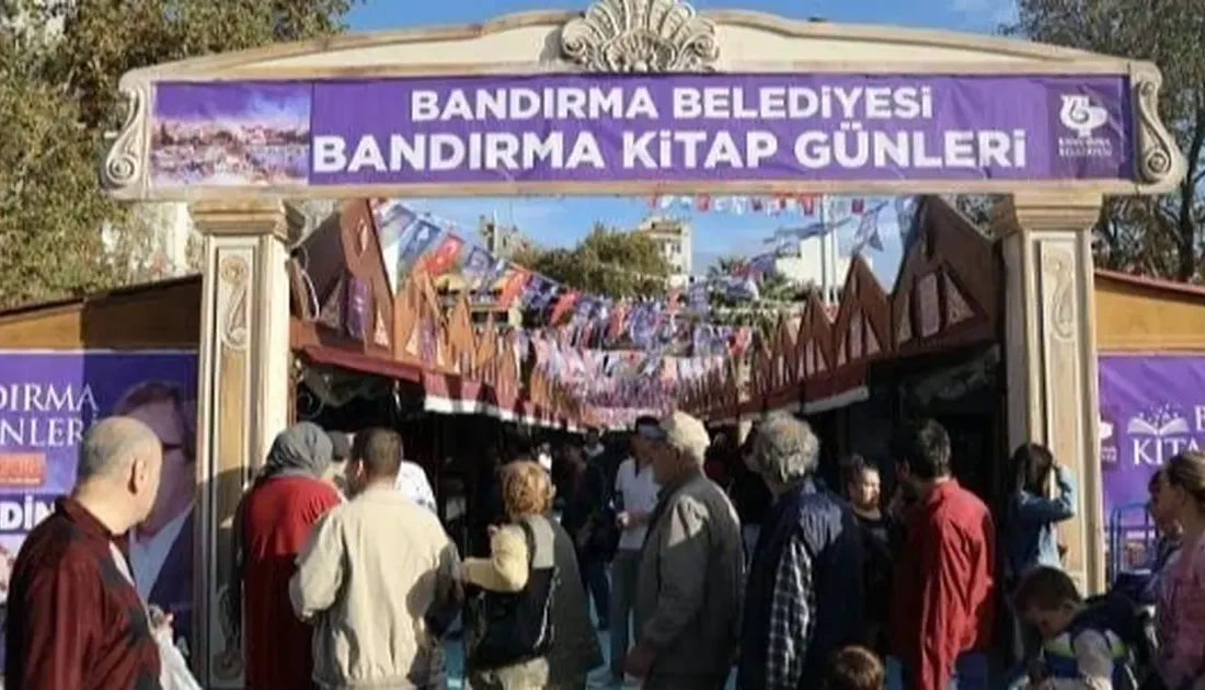 17-24 Eylül 2026'da 8. Bandırma Kitap Günleri Cumhuriyet Meydanı'nda! Kitap