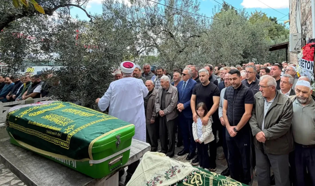 Bandırma'da trafik kazasında vefat eden hamile Merve Turan ve kızı
