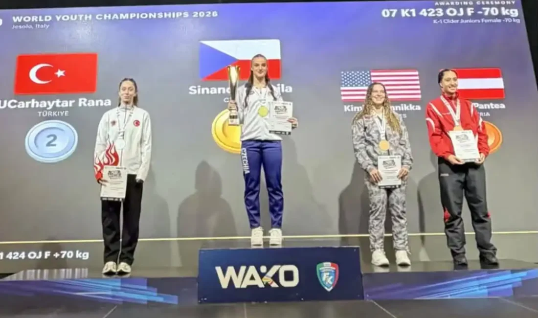 Bandırma Kızıl Ejder sporcusu Rana Uçarhaytar, WAKO Kickboks Dünya Şampiyonası'nda
