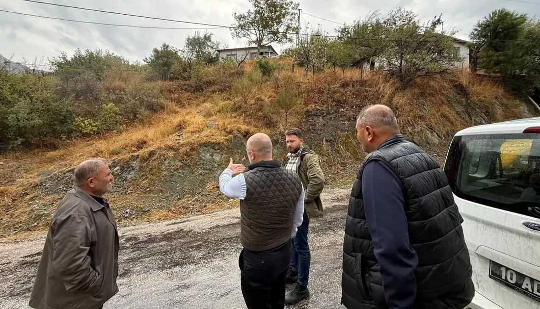 Marmara Adalar Belediye Başkanı Aydın Dinçer, Çınarlı ve Ekinlik'te vatandaşlarla