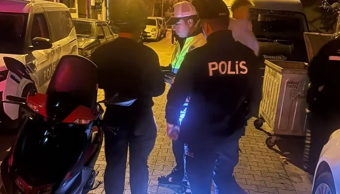 Gönen'de trafik denetimleri sıklaştı! Alkollü ve ehliyetsiz sürücülere işlem yapıldı.