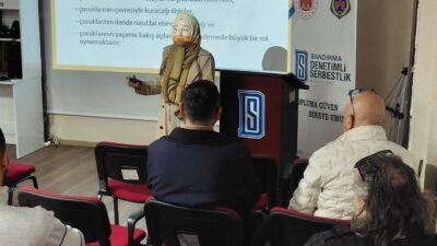 Sağlıklı ebeveynlik tutumlarıyla çocuklarınızı destekleyin. Uzmanlardan ipuçları ve etkili yaklaşımlar