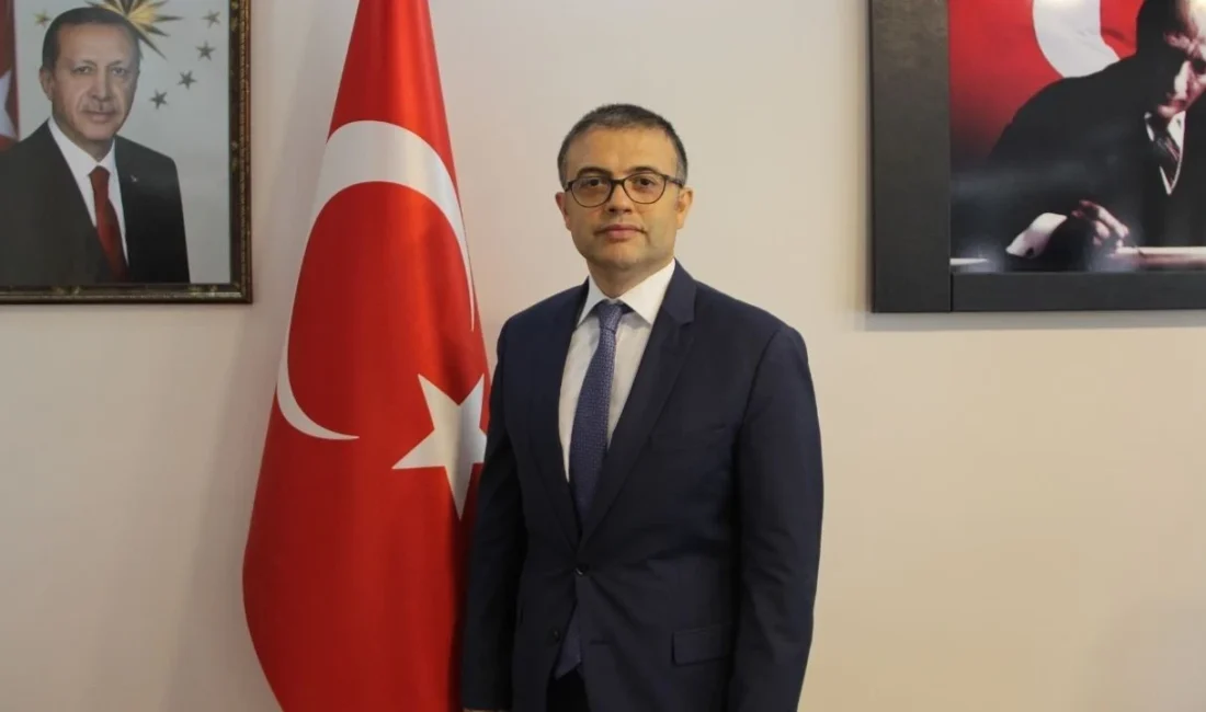 Bandırma Kaymakamı Recep Öztürk'ün 103. yıl Cumhuriyet mesajını okuyun! Cumhuriyeti
