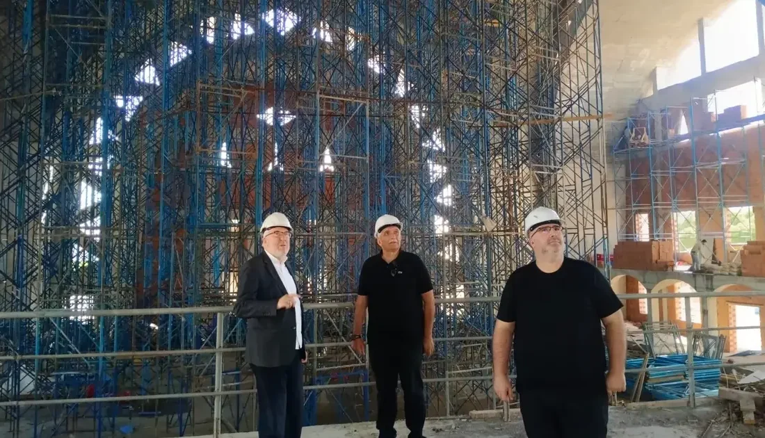 Bandırma Üniversite Camii inşaatındaki son gelişmeleri Yavuz Subaşı ve Erdinç