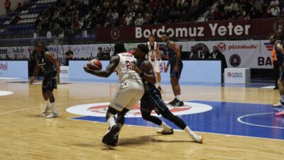Bordo Bandırma Basketbol, Türkiye Sigorta Basketbol Süper Ligi'ndeki ilk galibiyetini