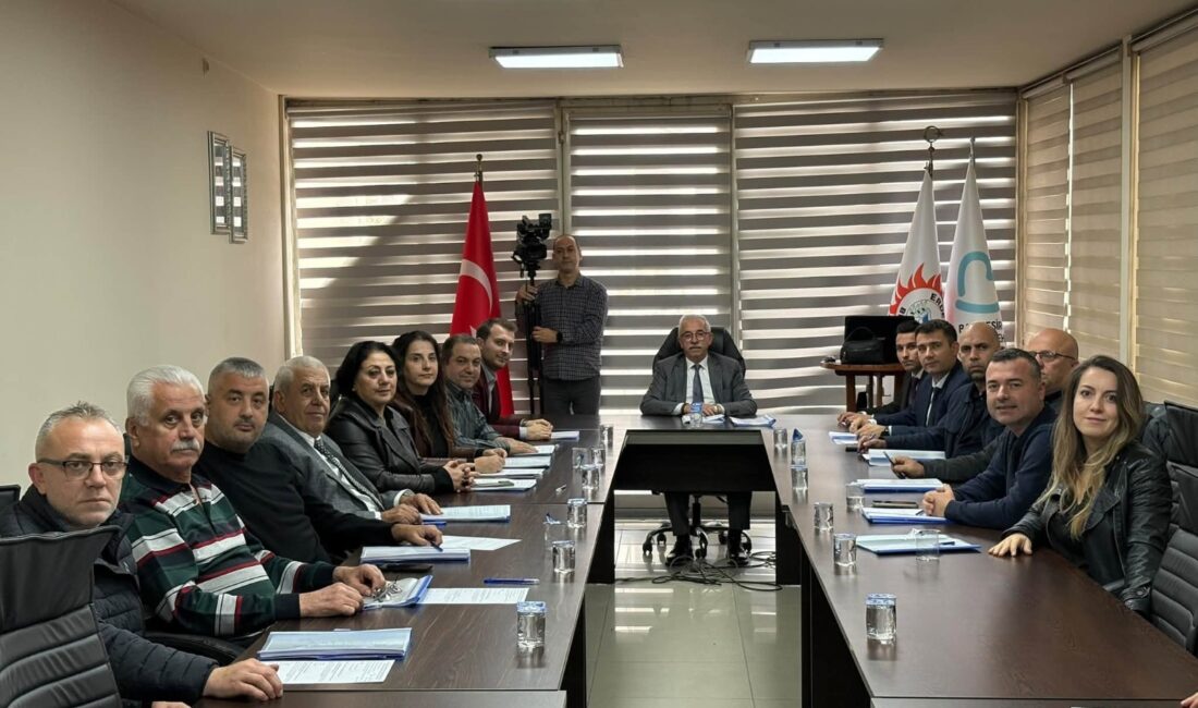 Erdek Belediye Meclisi, Başkan Karışık liderliğinde 2027 için 1 milyar