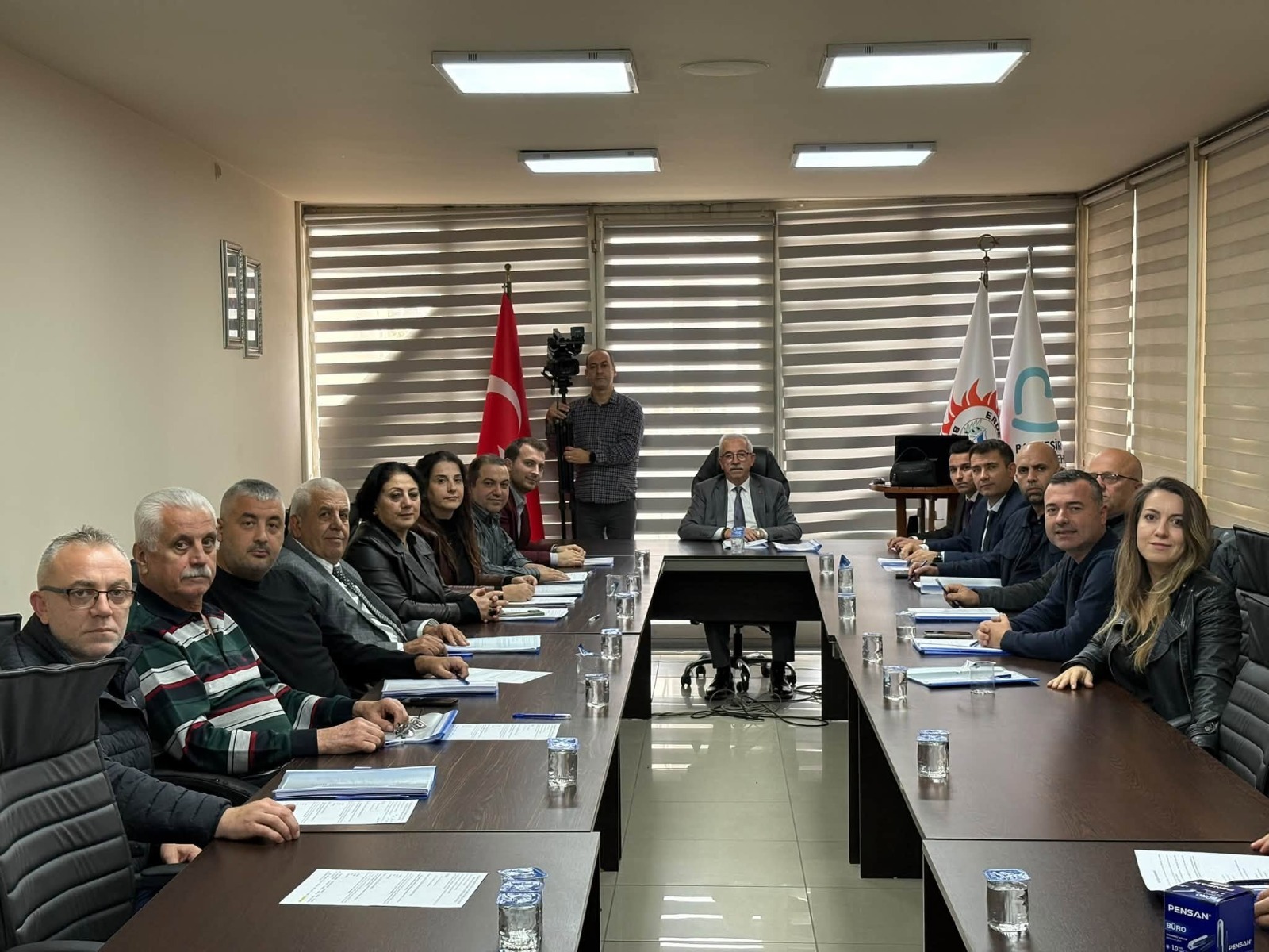 Erdek Belediye Meclisi, Başkan Karışık liderliğinde 2027 için 1 milyar