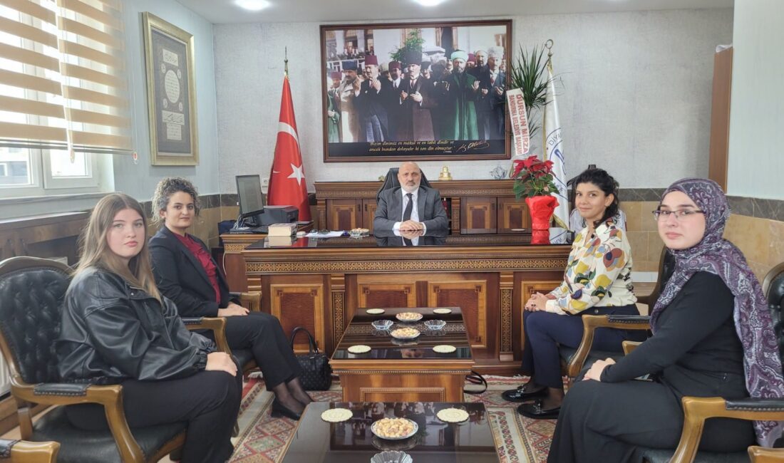 Bandırma Yarbay Vecihi Bey KYK Yurdu Müdürü Arzu Deniz, Müftü