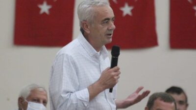 Bandırma CHP Başkanı Remzi Poyraz, Süheyl Batum söyleşisindeki gerginlik sonrası
