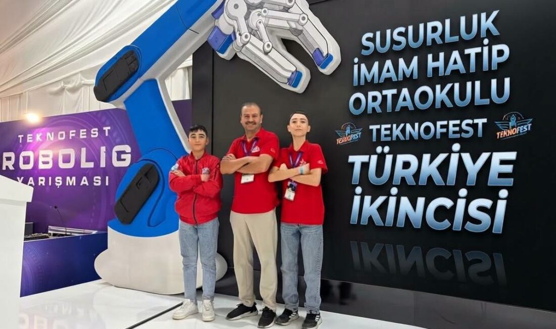 Şanlıurfa TEKNOFEST Finali'nde Susurluk İmam Hatip Ortaokulu öğrencileri Türkiye ikinciliği