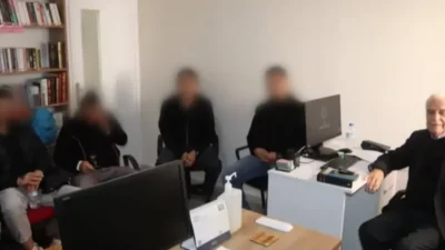 Bandırma Denetimli Serbestlik'te yükümlülere özel edebiyat buluşması! Yazarlar, edebiyatın iyileştirici